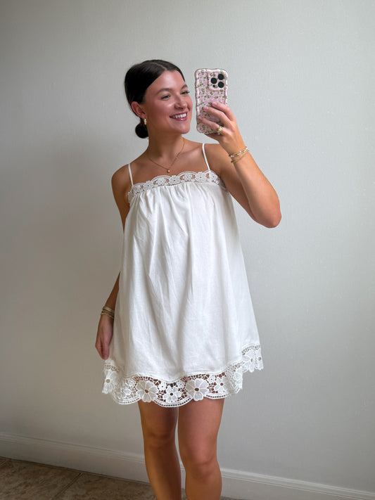 Daisy Lace Mini Dress