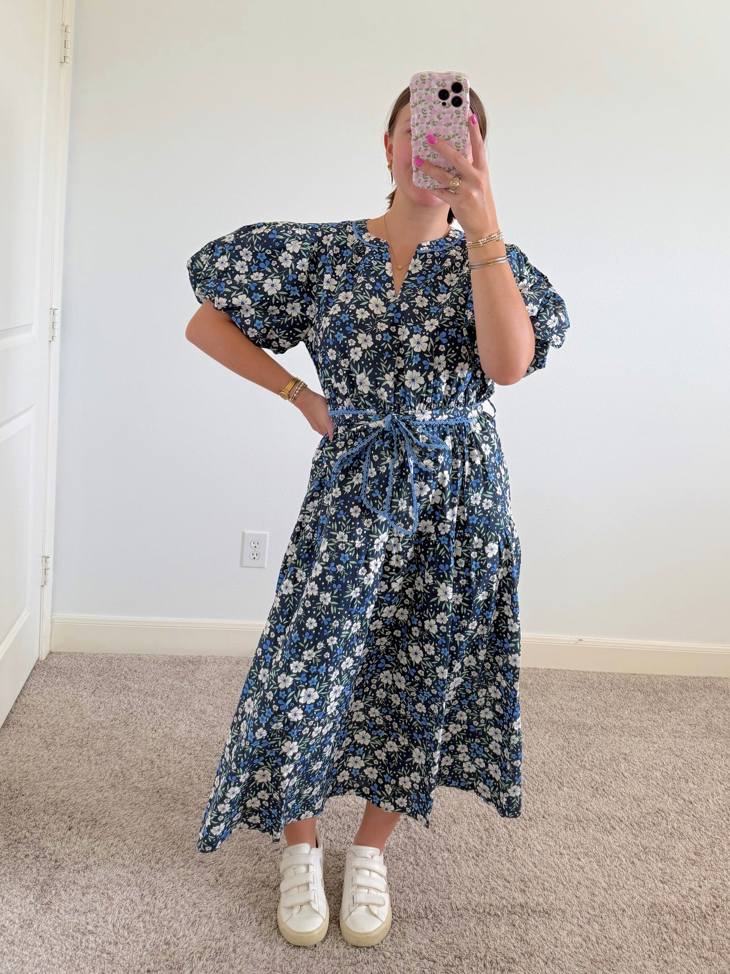 Navy Floral Puff Sleeve Dress